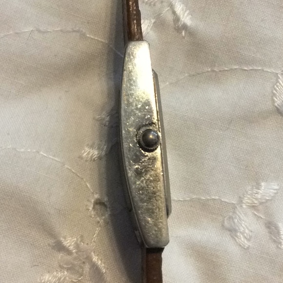 💕 Studio C genuine leather sunflowers watch - Picture 11 of 13